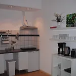 The 5 Lofts アパート