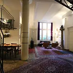 アパート The 5 Lofts