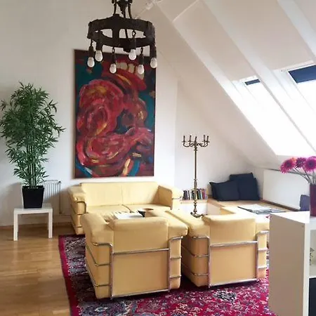 Апартаменты The 5 Lofts