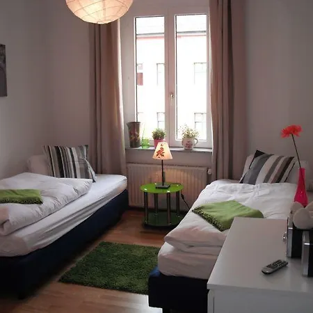 Апартаменты The 5 Lofts