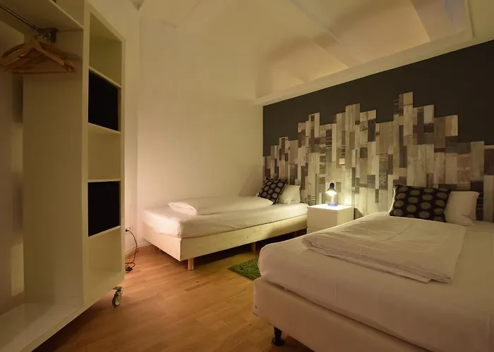 The 5 Lofts Apartment