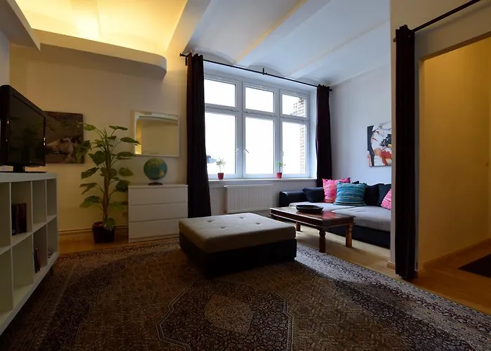 The 5 Lofts Apartment